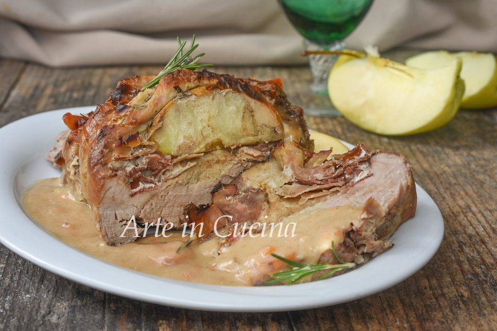 Rôti aux pommes et speck