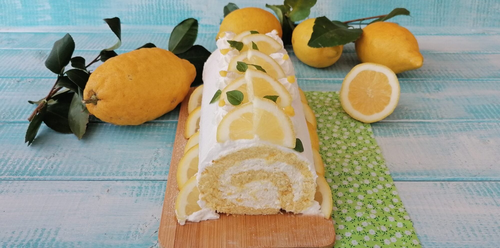 ROULÉ AU CITRON FACILE ET DÉLICIEUX