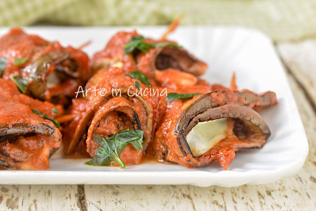 ROULEAUX d'AUBERGINES à la méditerranéenne