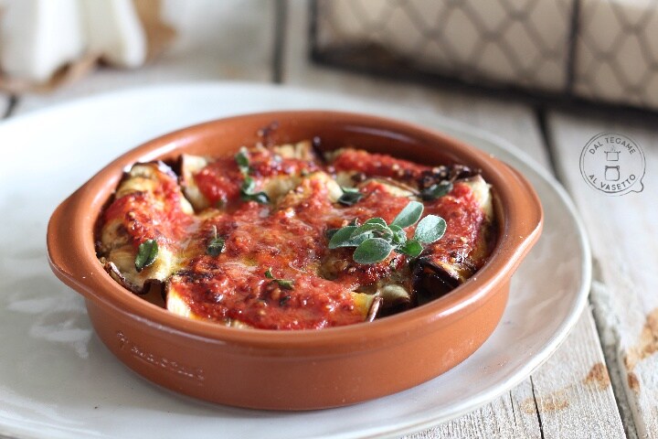 Rouleaux d’aubergines à la friteuse à air