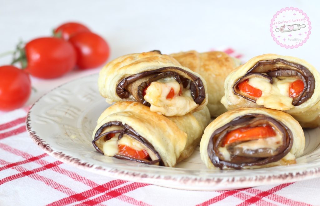 rouleaux de pâte feuilletée à la parmigiana