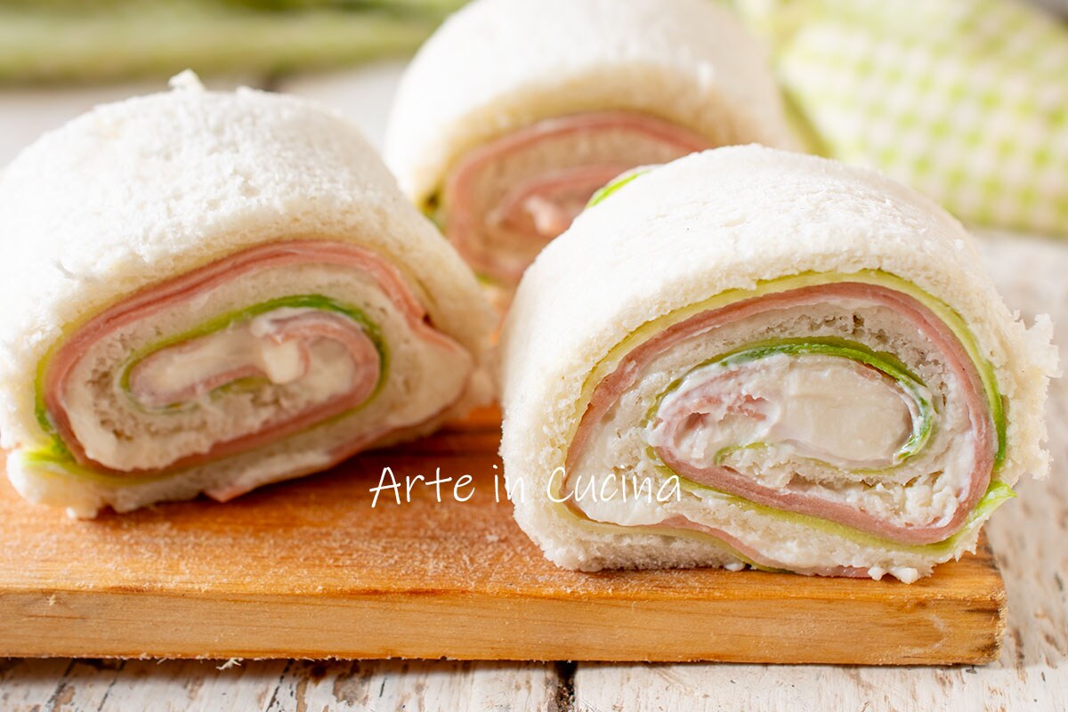 ROULEAUX de PAIN de MIE avec mortadella