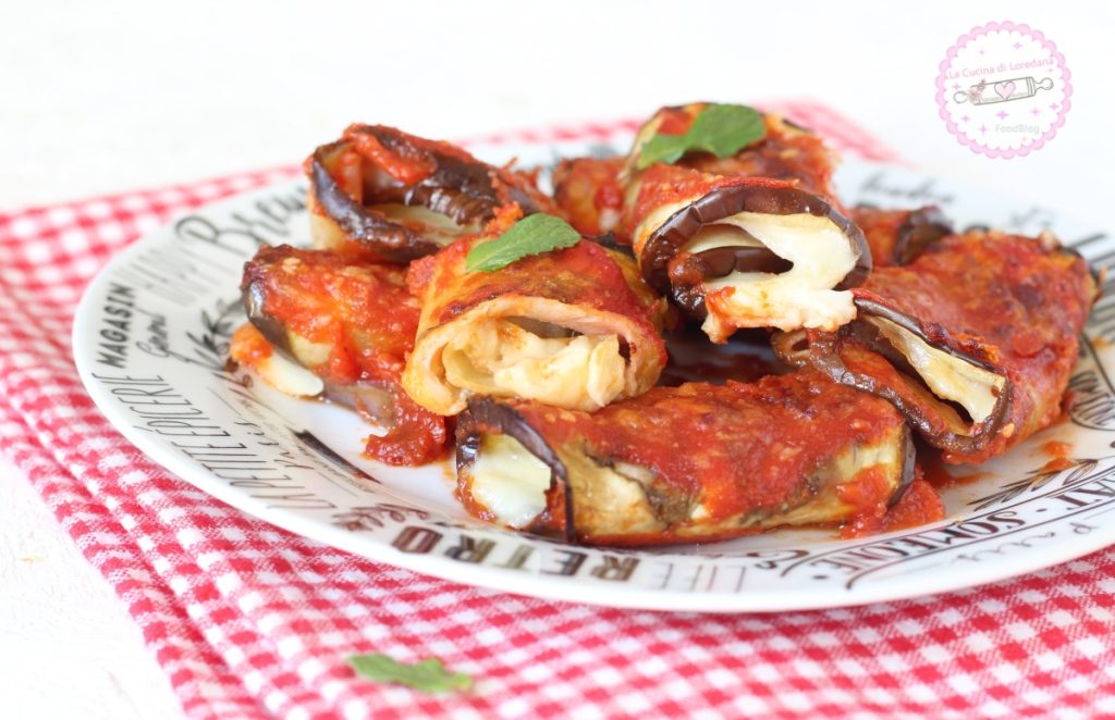 roulés d'aubergines au four