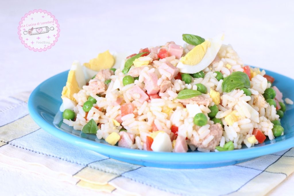 salade de riz avec petits pois et œufs durs