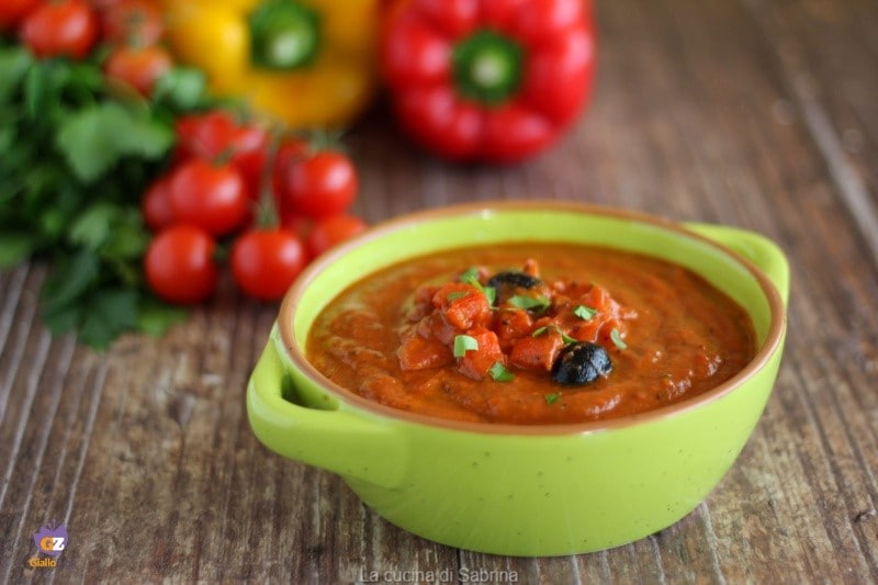 Sauce prête poivrons et olives