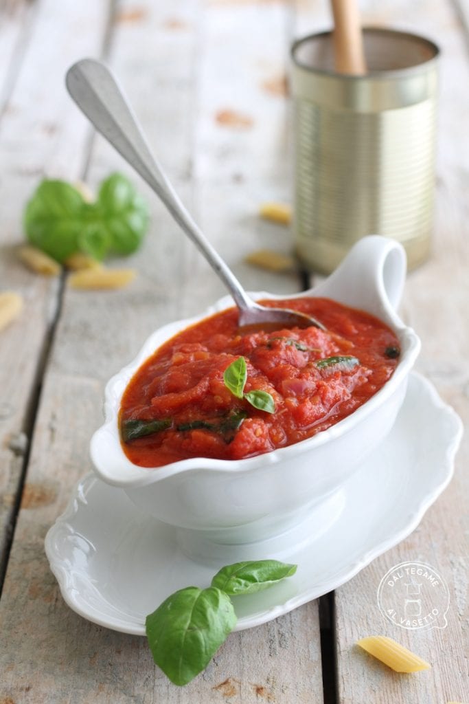 sauce tomate avec basilic cuite au micro-ondes