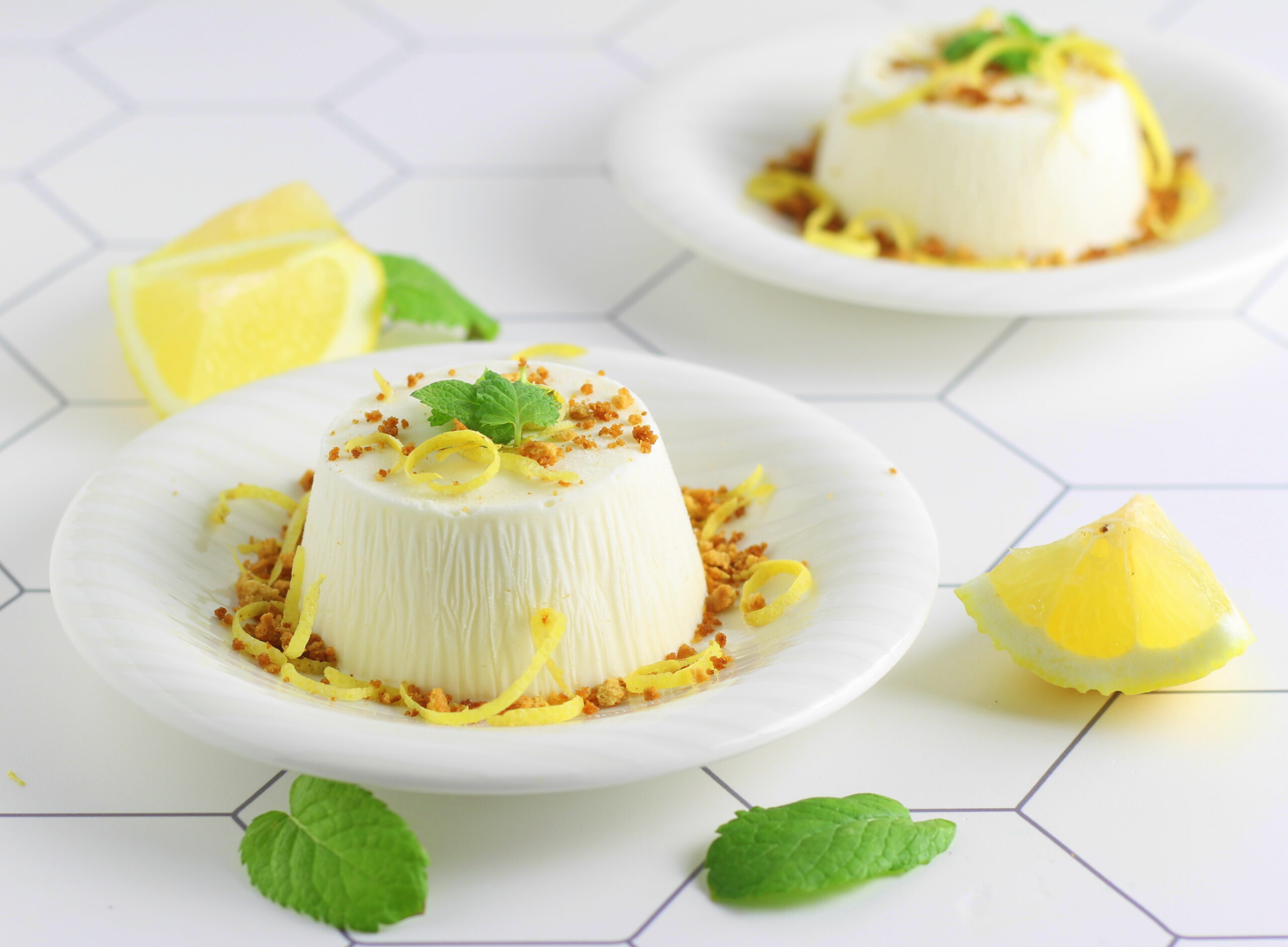 Semifreddo au citron avec crème et yaourt