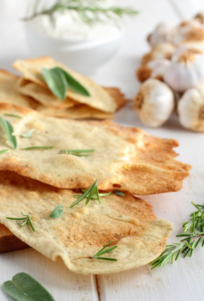 Langues de belle-mère aux herbes fraîches