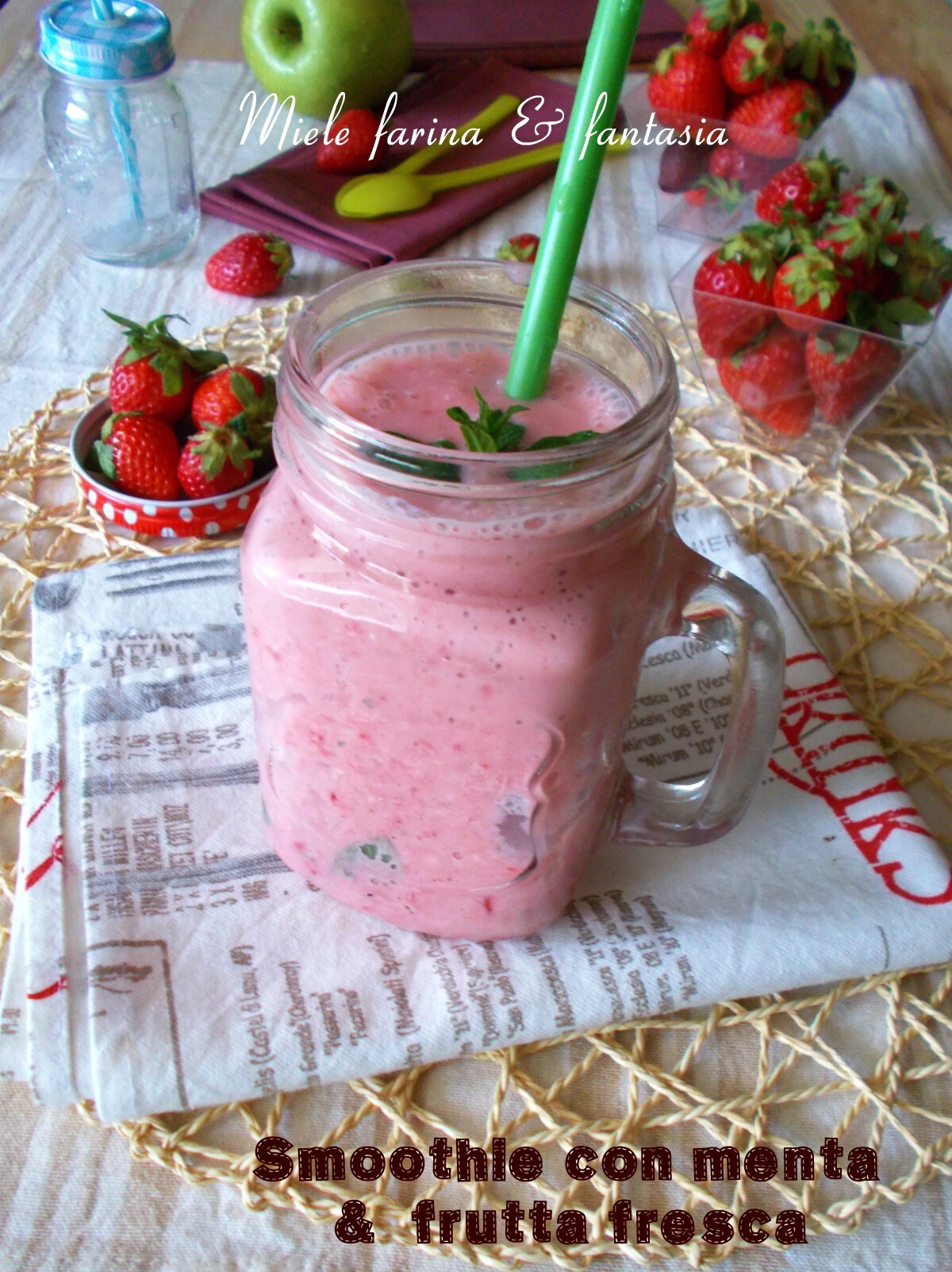 Smoothie à la menthe et fruits frais