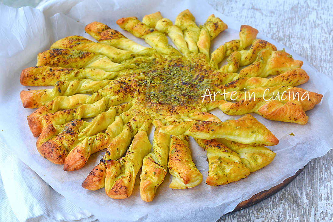 Tournesol de pâte feuilletée au pesto en 10 minutes