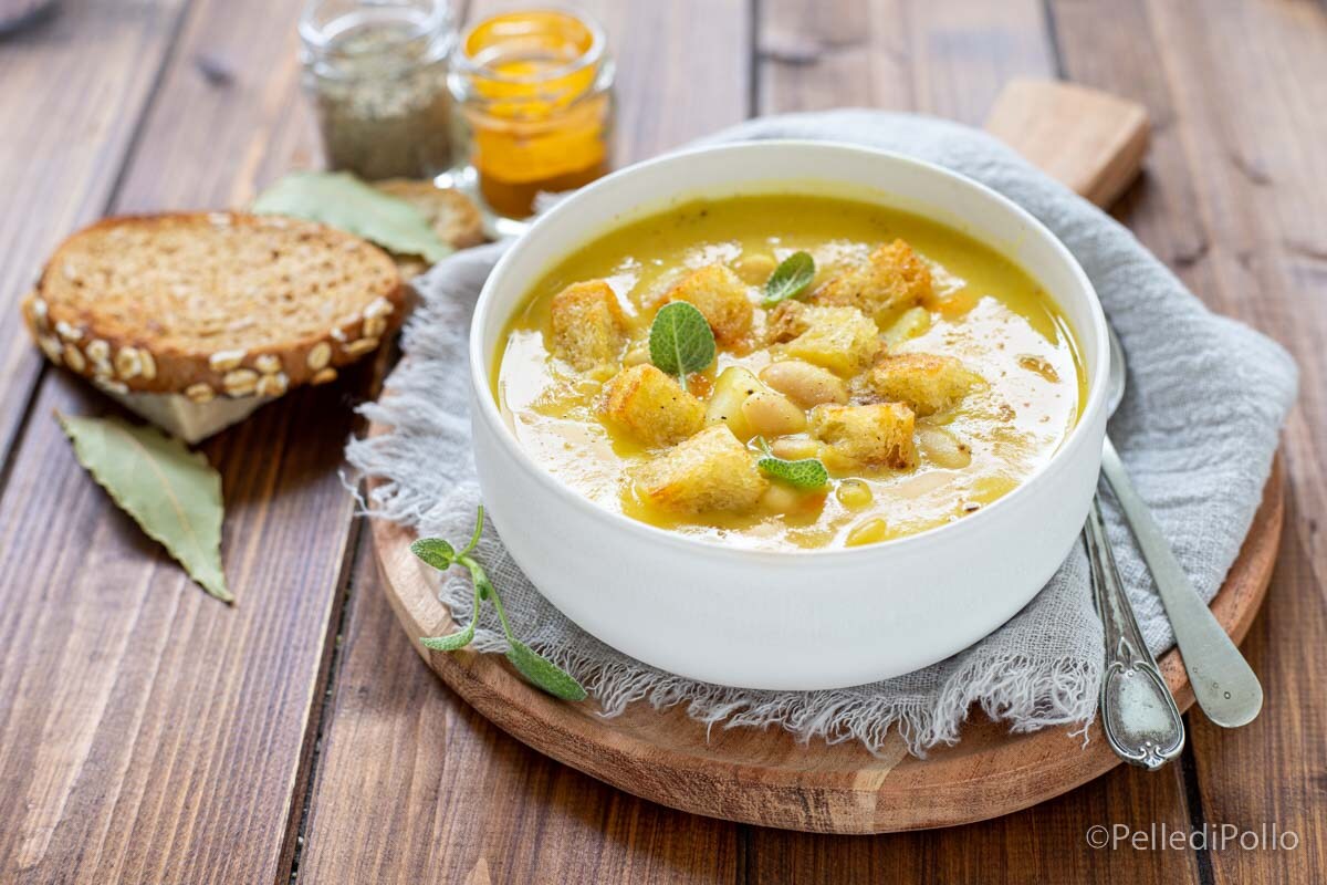 Soupe de pommes de terre et haricots cannellini au safran
