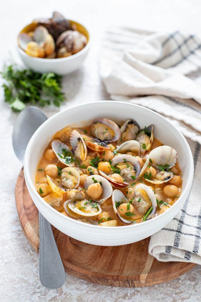 soupe de palourdes et pois chiches