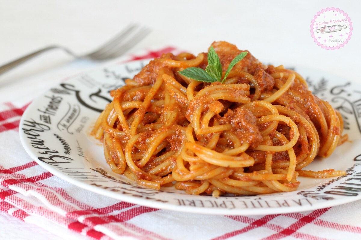 SPAGHETTI AVEC PESTO DE TOMATES SÉCHÉES un plat principal à s’en lécher les babines