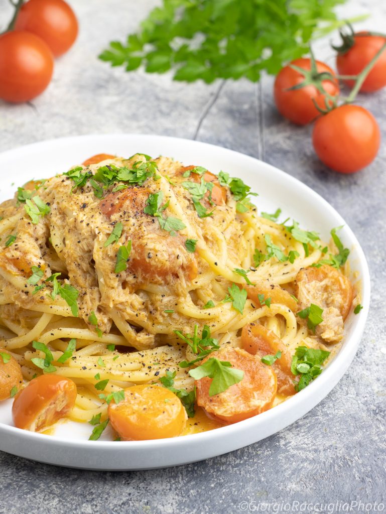 spaghettis thon et tomates cerises