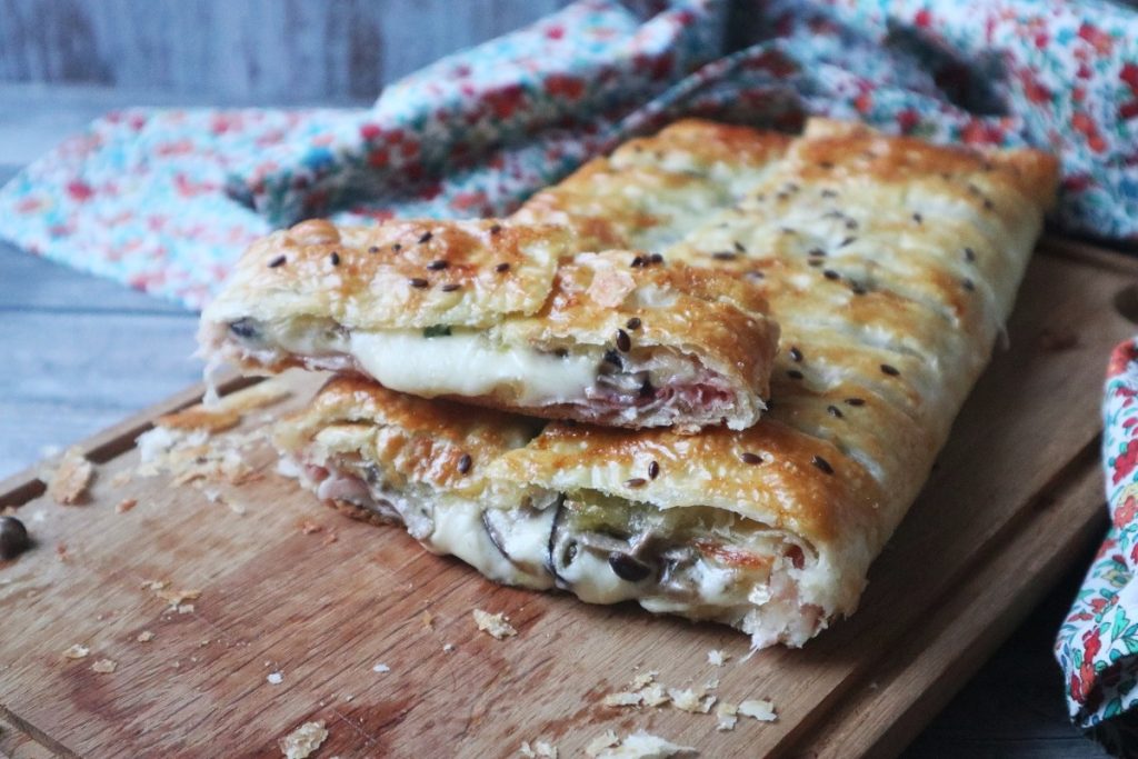 strudel salé aux champignons speck cuit et fromage