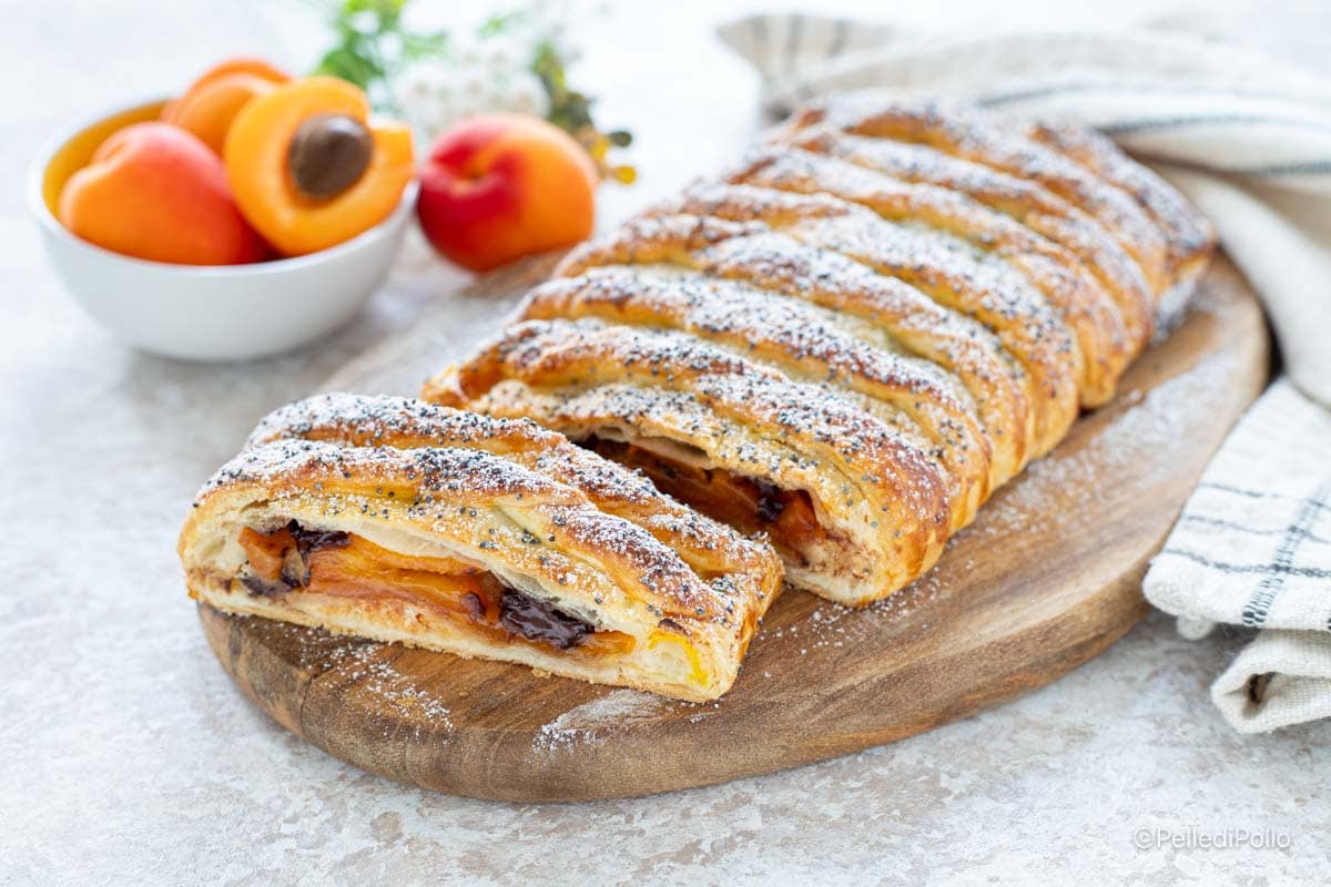 Strudel aux abricots et chocolat