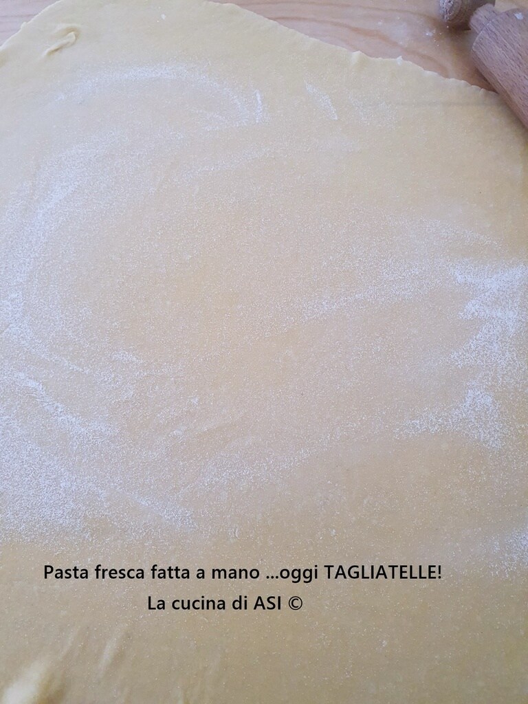 TAGLIATELLES faites à la main