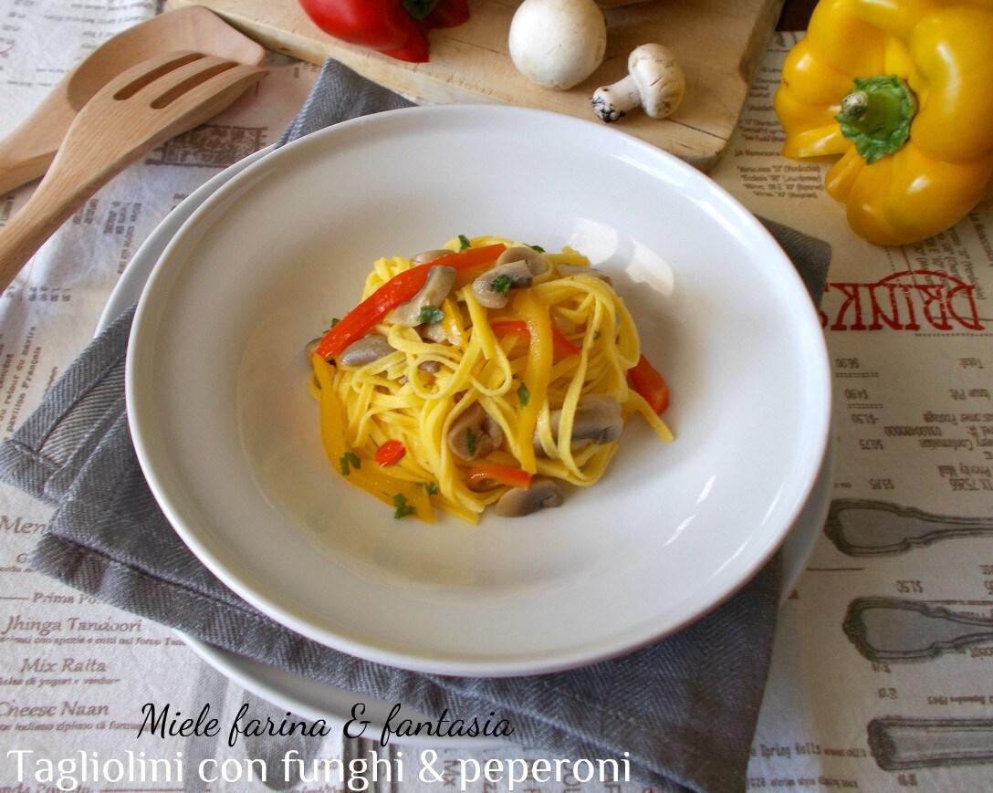 Tagliolini à l’œuf avec champignons et poivrons