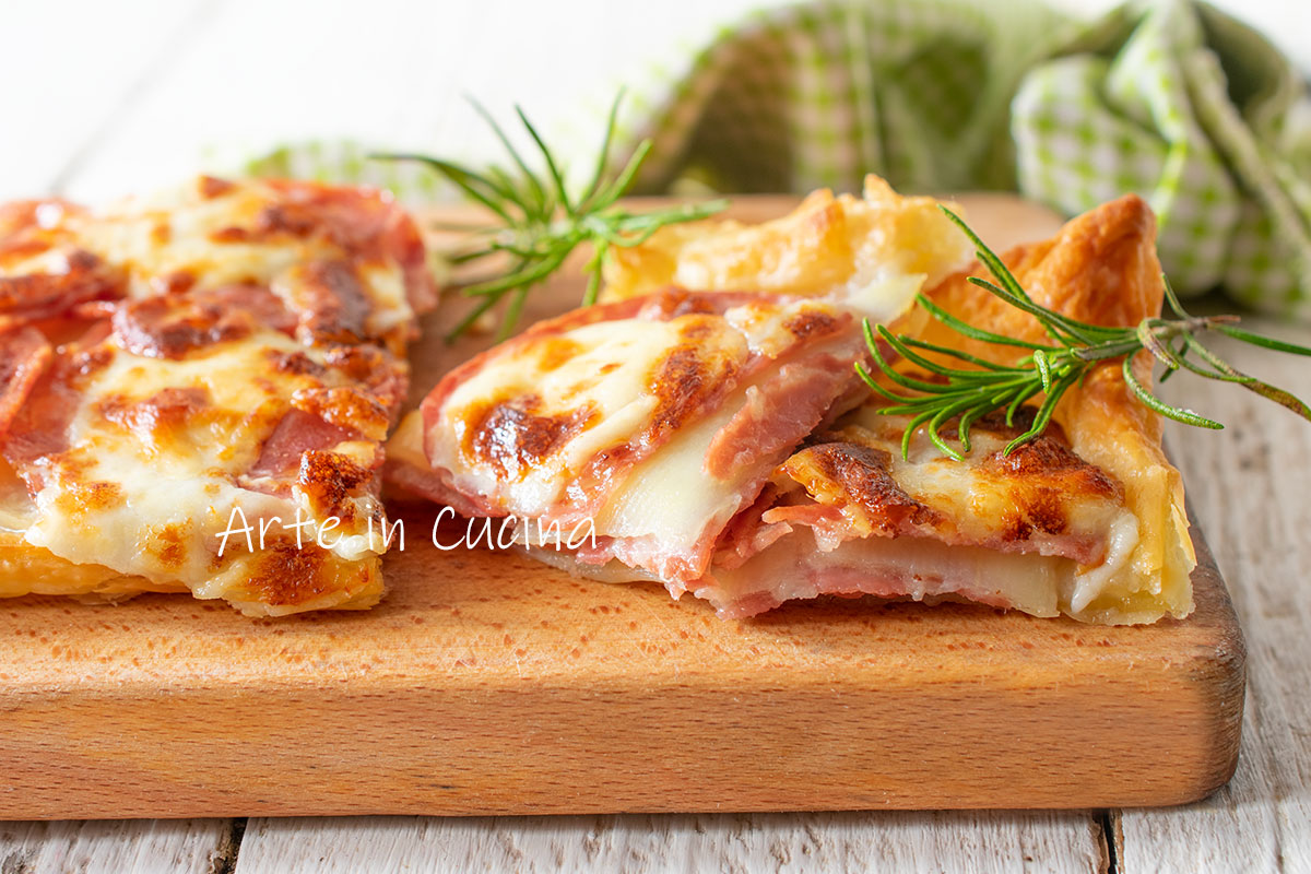 Tarte feuilletée aux pommes de terre et salami