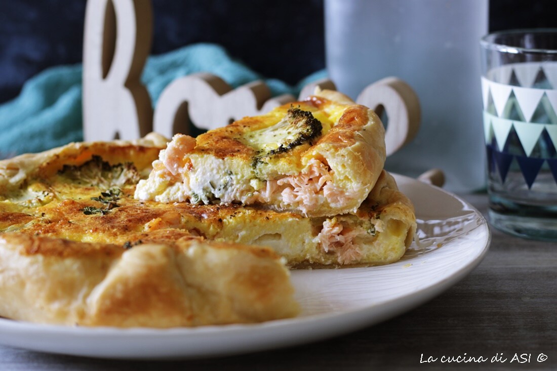 Tarte feuilletée salée aux brocolis et saumon