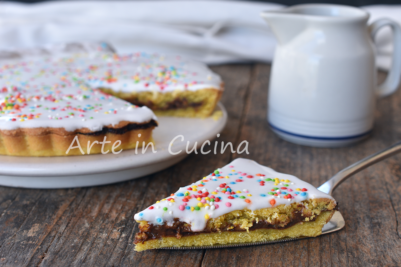 Tarte sucrée de Pâques avec crème au chocolat