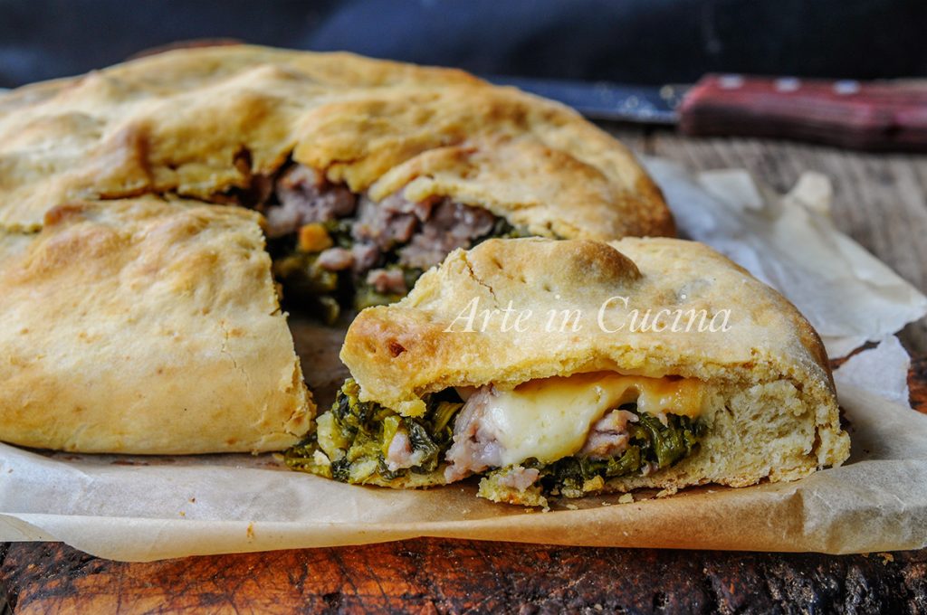 Tarte rustique avec saucisse et friarielli recette facile vickyart art en cuisine