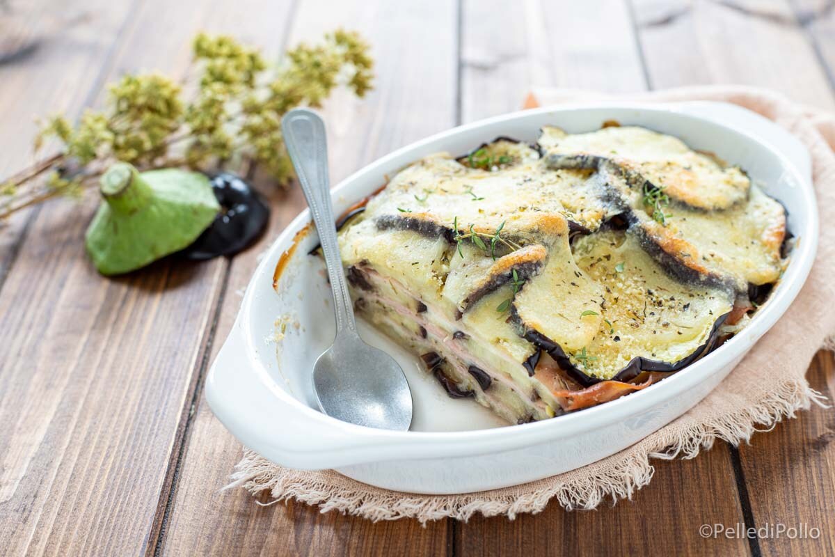 Tarte d’aubergines avec mortadelle et provolone