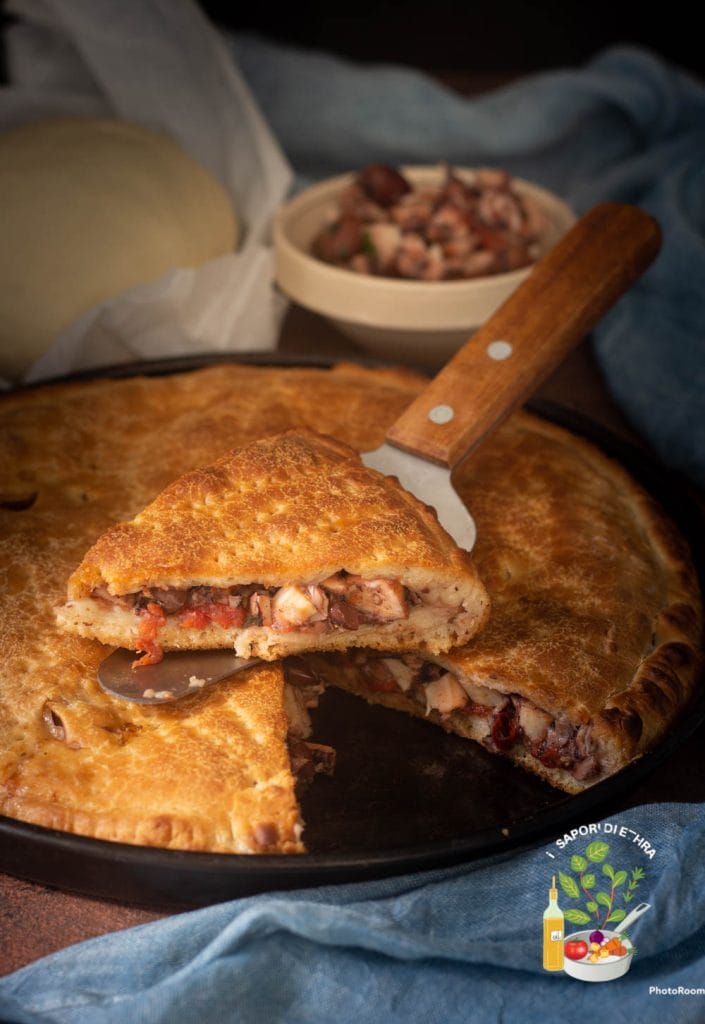 Tiella de Gaeta /pizza farcie de poulpes