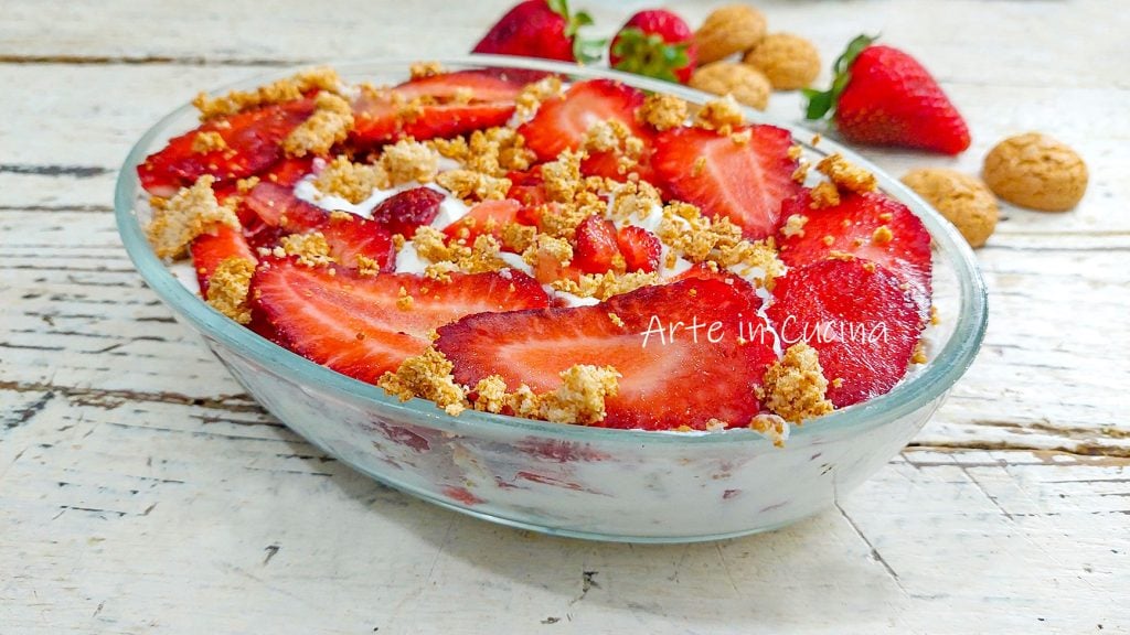 TIRAMISÙ FRAISES ET AMARETTI