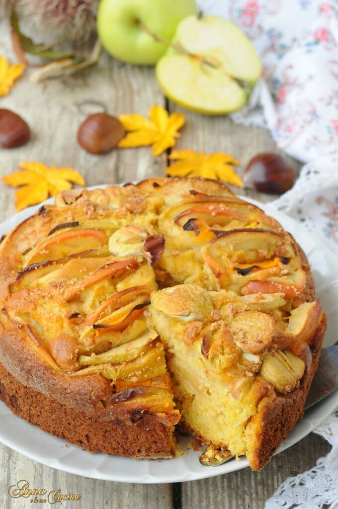 Gâteau aux pommes avec potiron et châtaignes