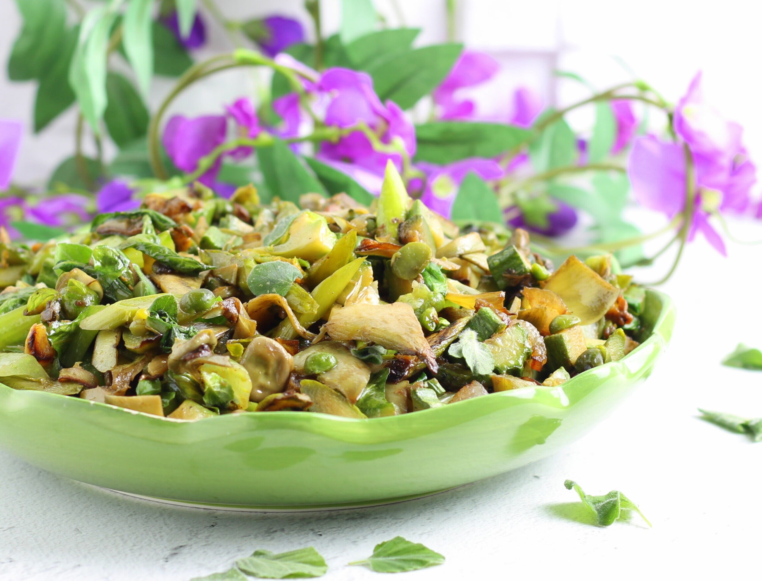 Vignarola avec asperges et courgettes romaines