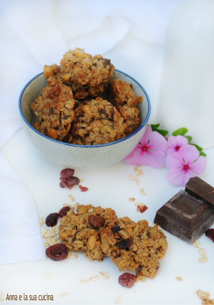 Biscuits aux flocons d'avoine et fruits secs
