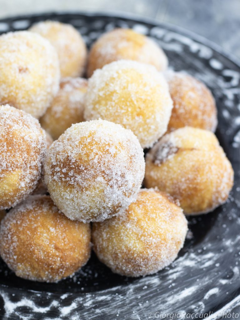 zeppoles de pâte à pizza