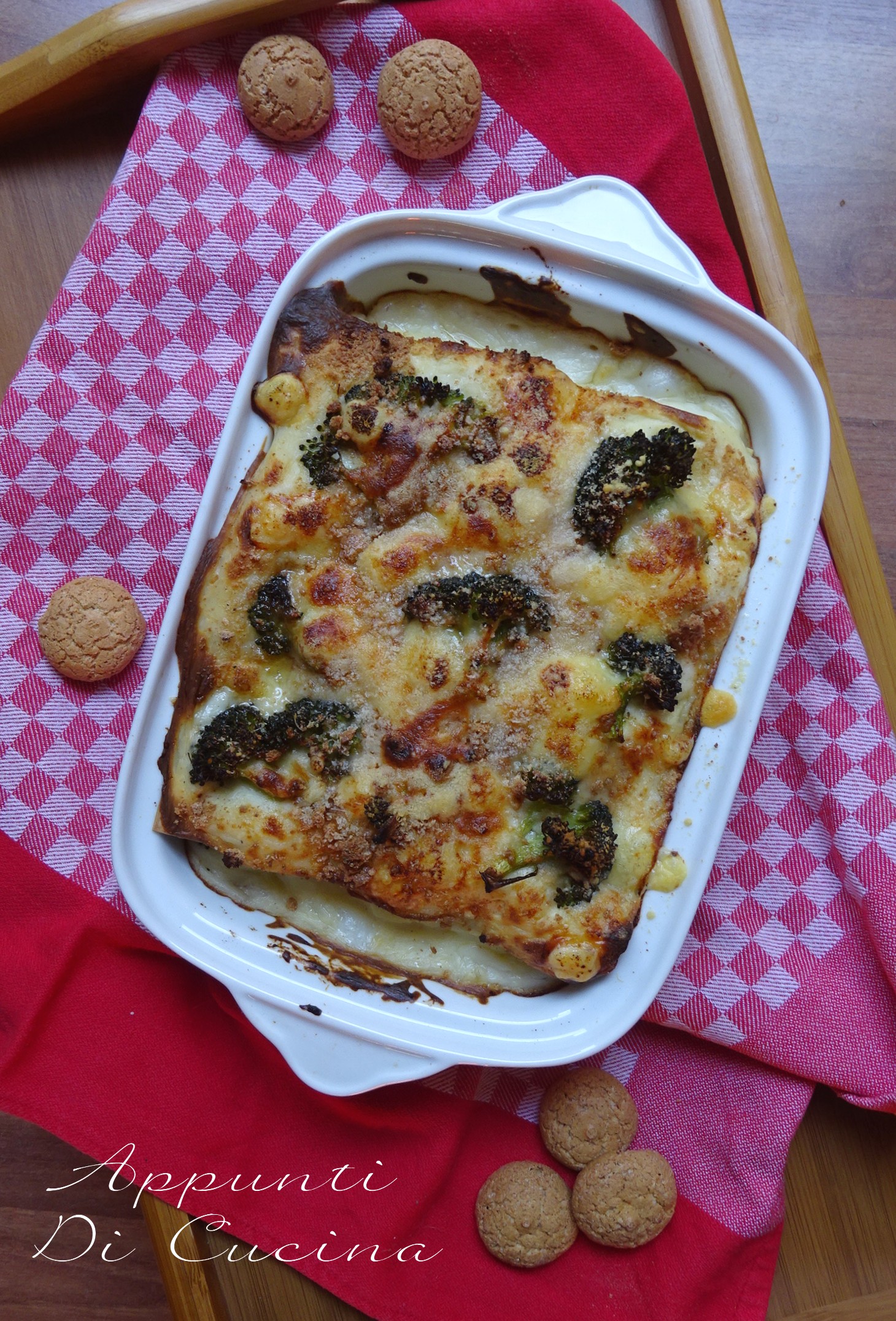 LASAGNES BROCOLIS ET AMARETTI