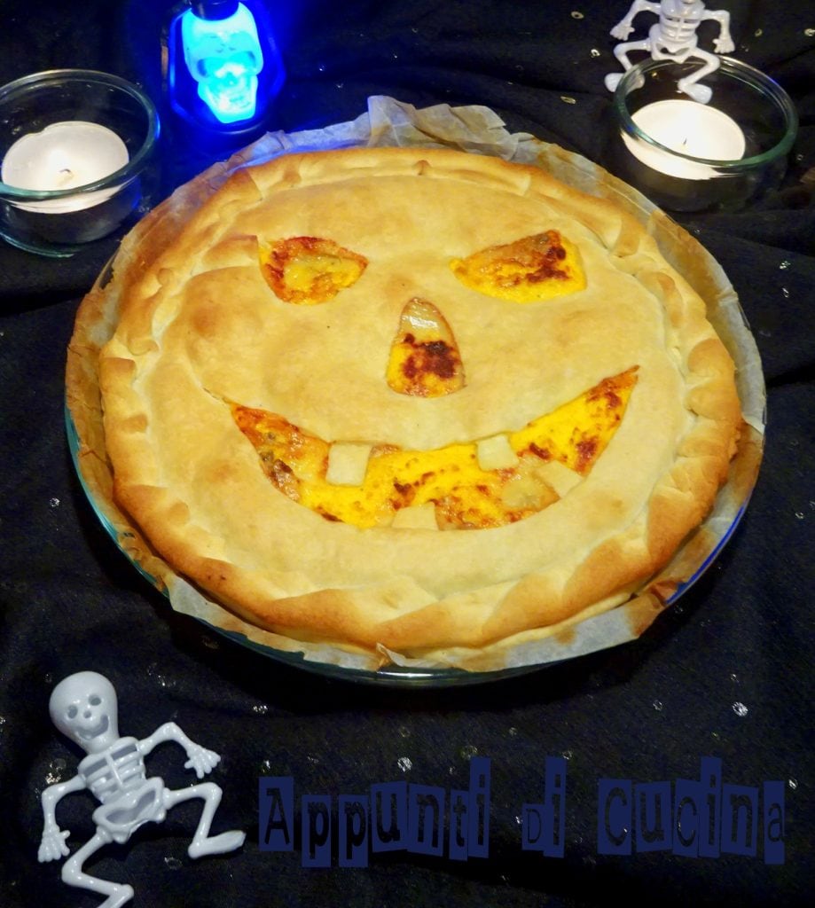 Tarte salée d'Halloween courge et gorgonzola