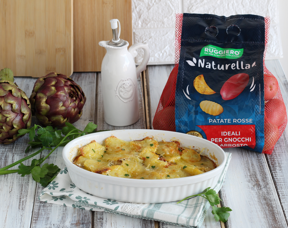 Parmigiana de pommes de terre et artichauts