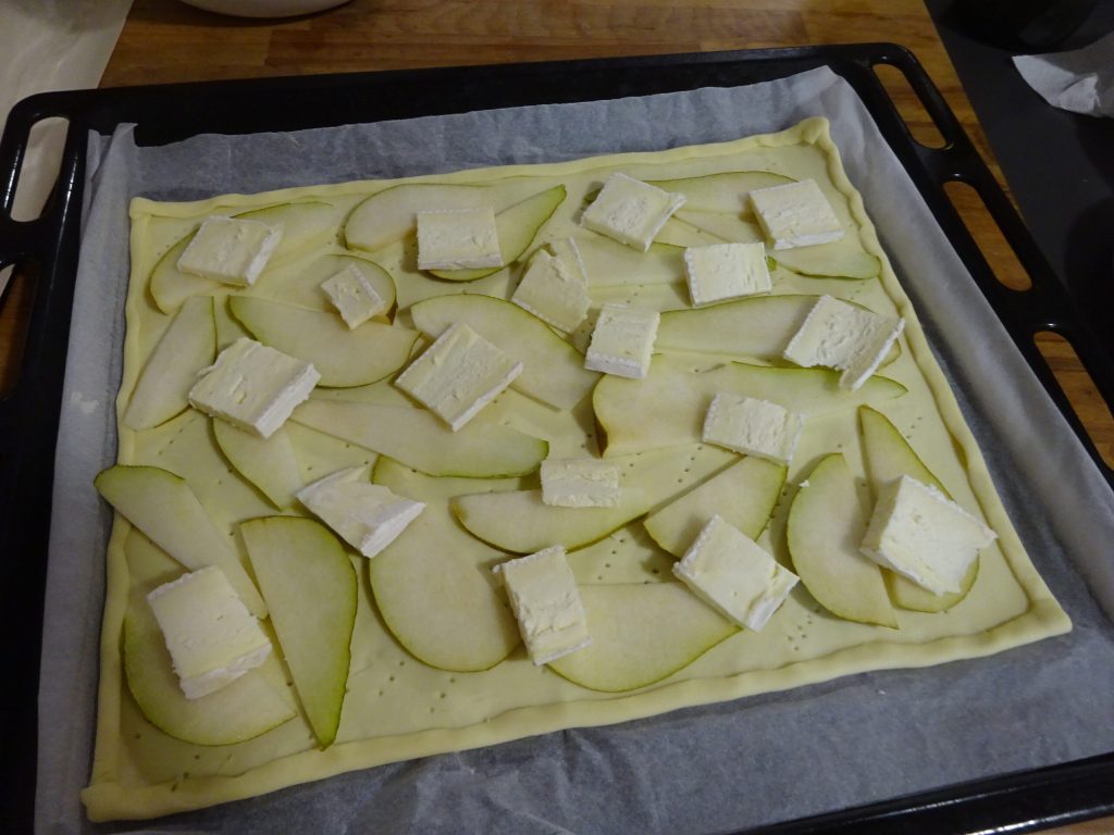 Feuilleté poires et brie