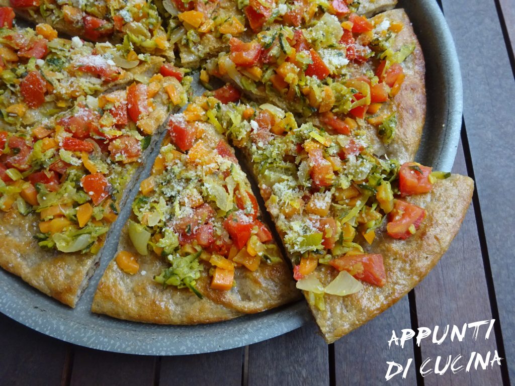 Focaccia aux légumes variés