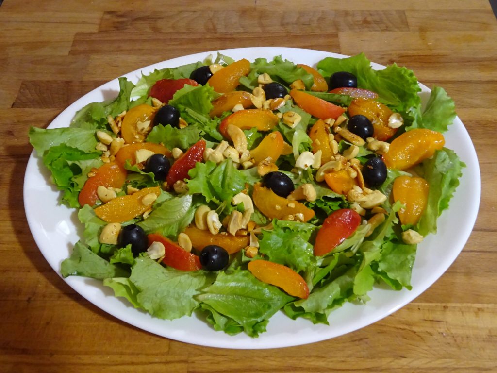 Salade de noix de cajou et abricots