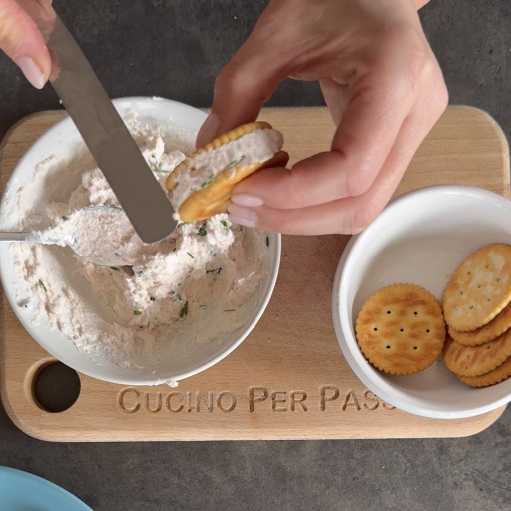 Apéritif avec des crackers