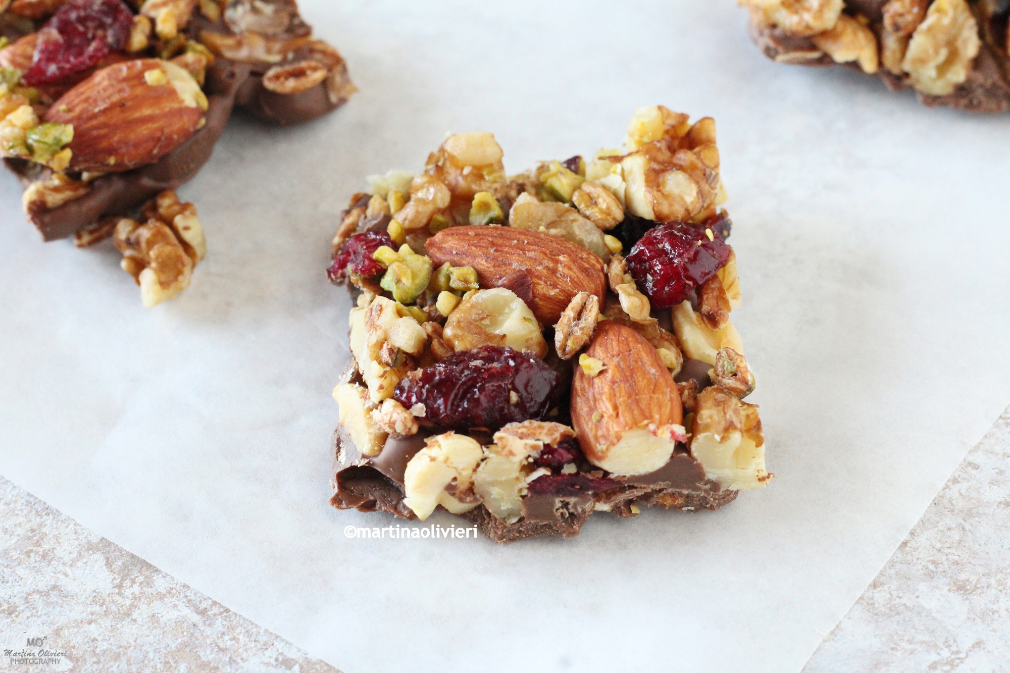 Barres aux fruits secs et chocolat