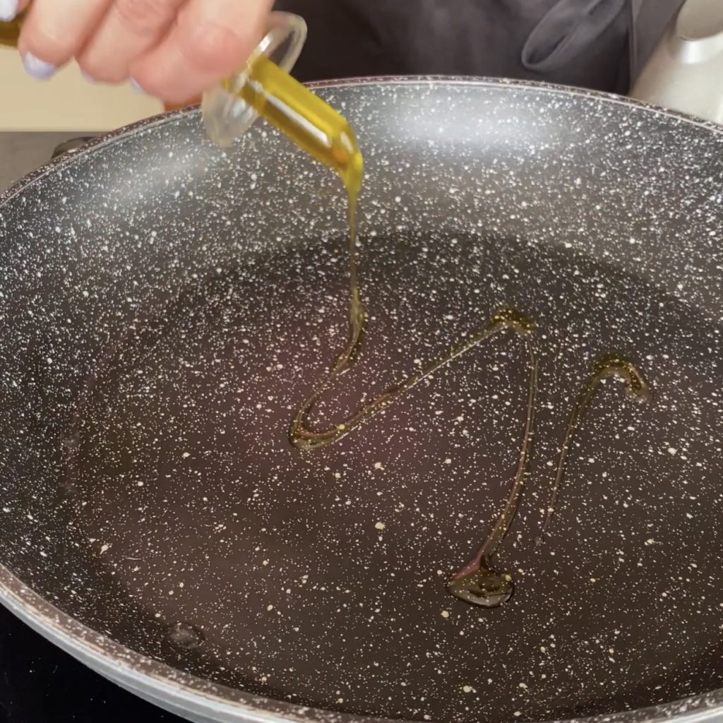 Boules avec mortadelle à la sauce