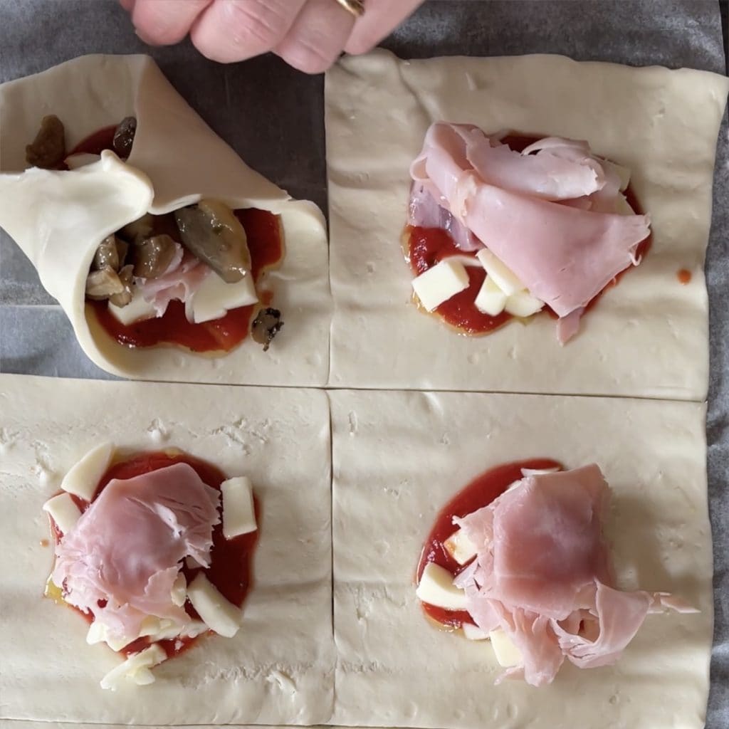 Chaussons de pizza farci