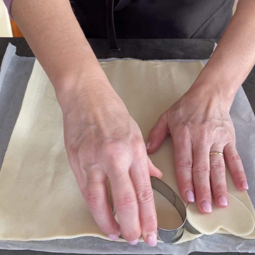 Cœurs de pâte feuilletée