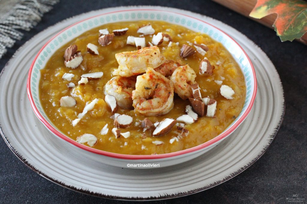 Crème de potiron avec crevettes