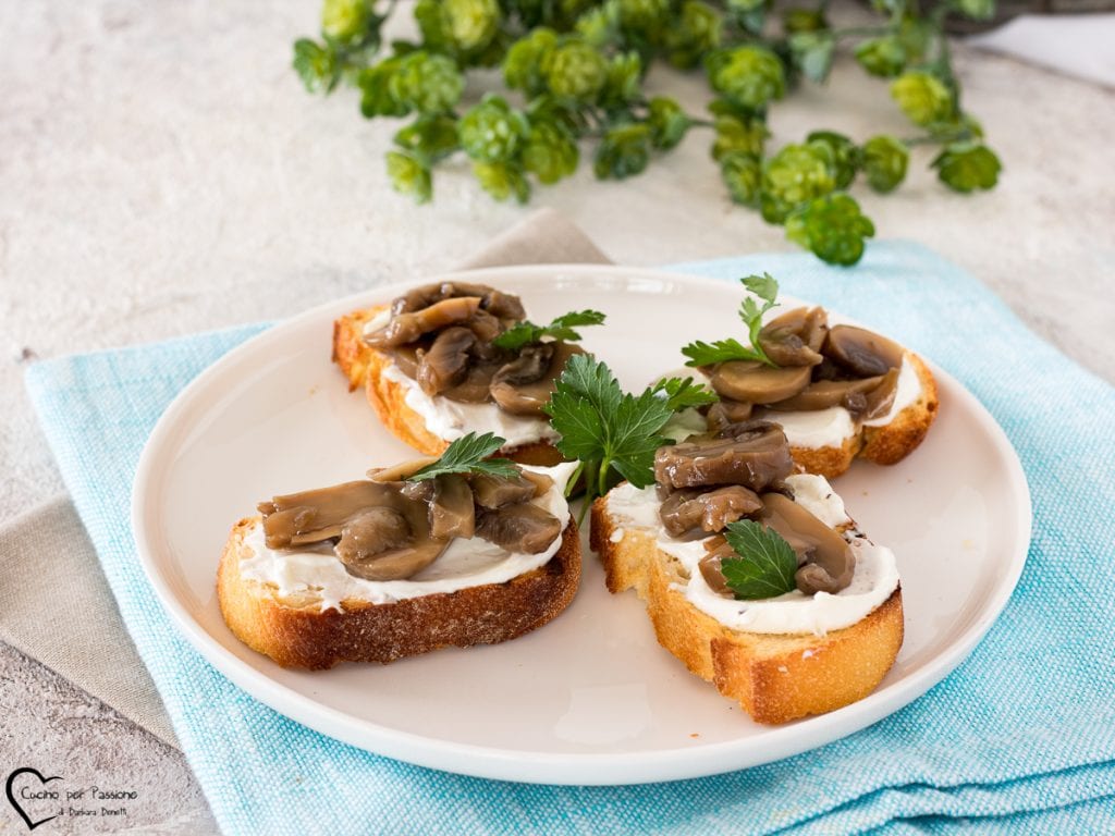 Crostini aux champignons et philadelphia
