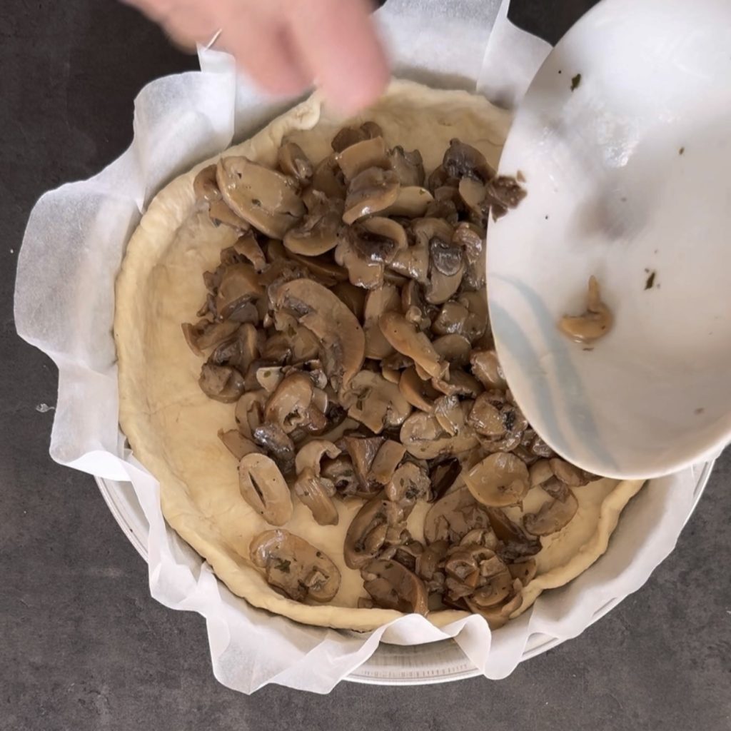 Focaccia avec speck et champignons