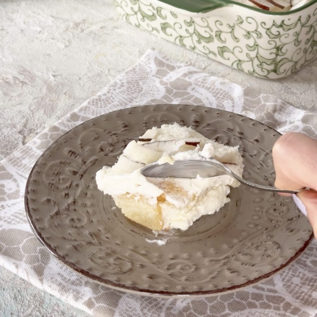Gâteau à la noix de coco et au yaourt