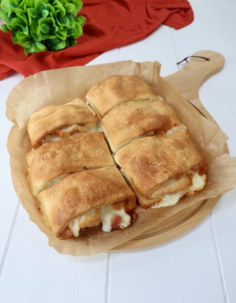 Petits pains pizza rapides à la friteuse à air