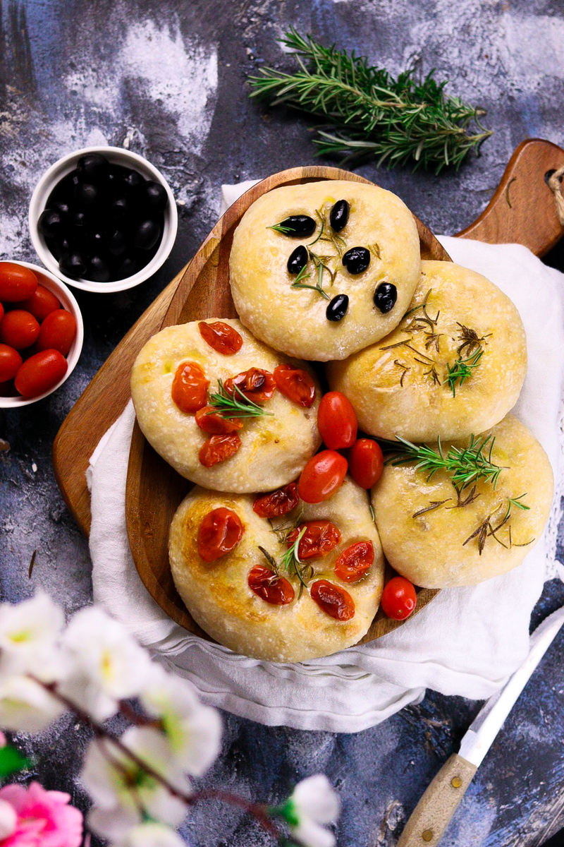 RECETTE PETITS PAINS MOELLEUX POUR APÉRITIFS